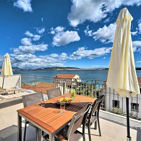 Domenico - 50 M From The Sea Apartment Donji Seget Екстериор снимка