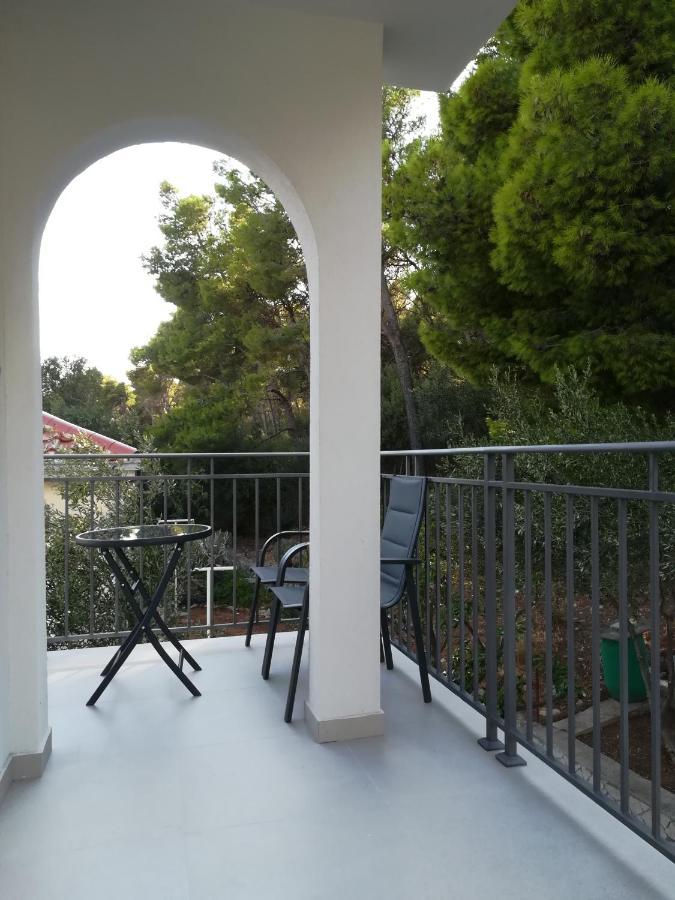 Domenico - 50 M From The Sea Apartment Donji Seget Екстериор снимка